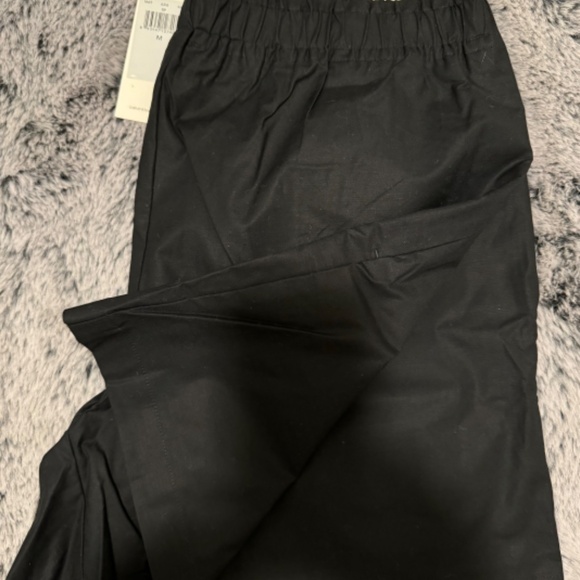 Casual Linen Shorts - Picture 5 of 6